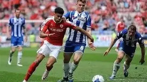 河南嵩山龙门2-1山东泰山，卡兰加连进两球石柯染红